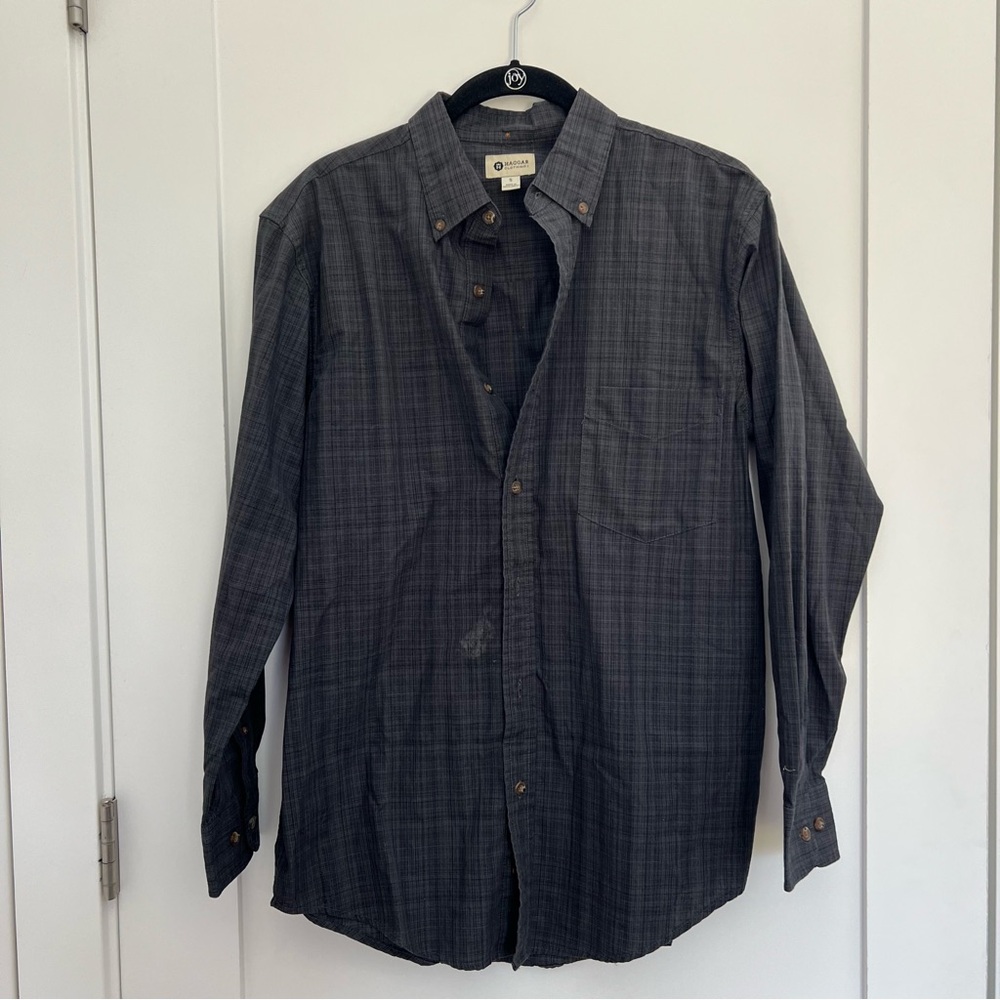 Haggar Clothing Men’s Gray Button Front Shirt